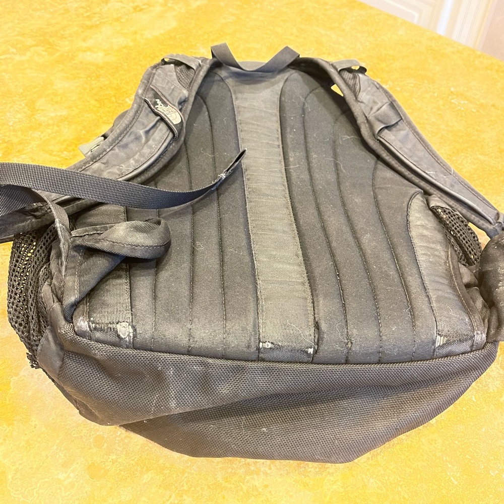 Backpack - Picture 6 of 6